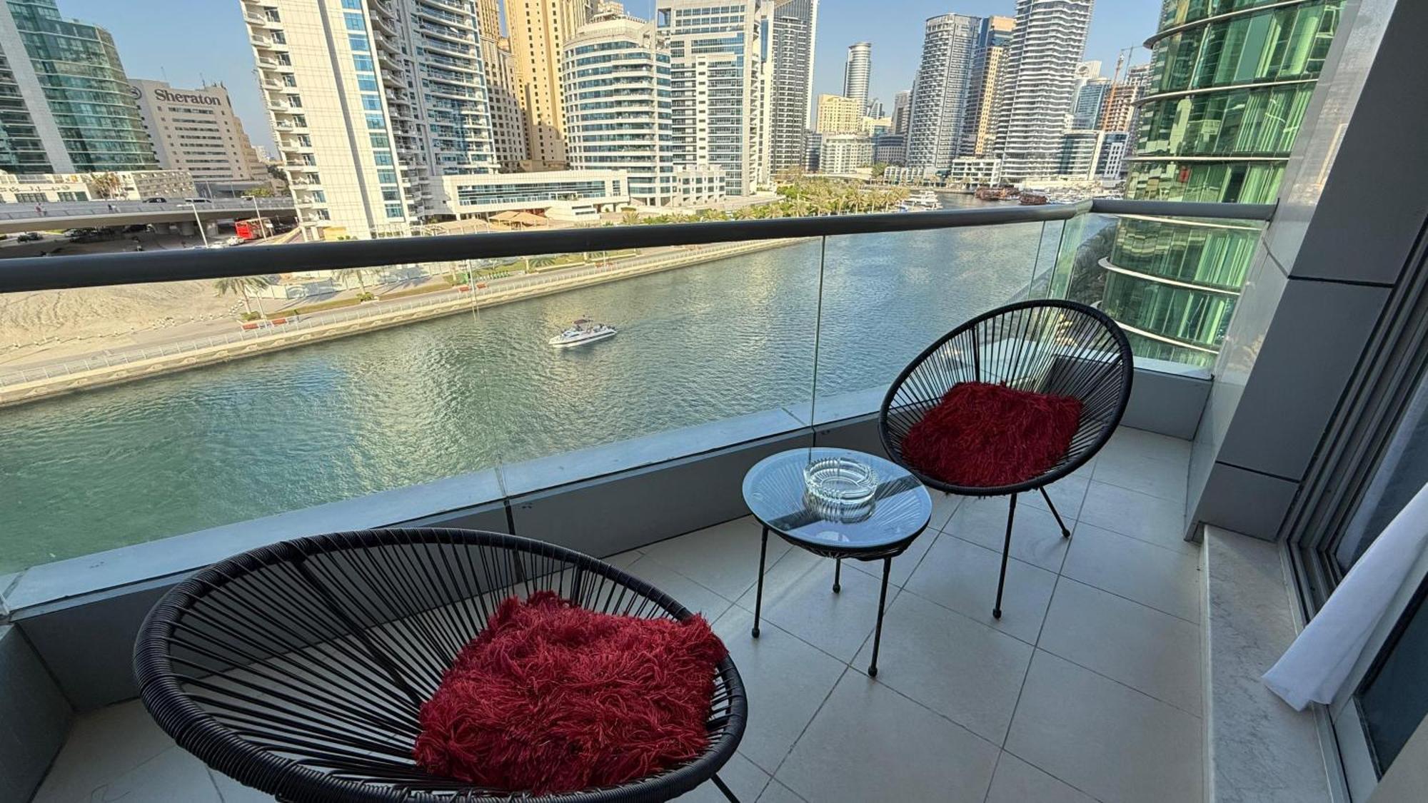 Premium Dubai Marina Two Bedroom Apartments With Sea View - Family Only Exterior photo